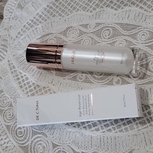 Farmasi Dr C Tuna Age Reversist Moisturizer